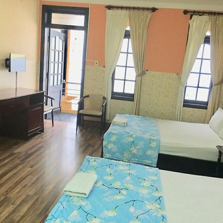 Ponys Hotel Nha Trang Exterior foto