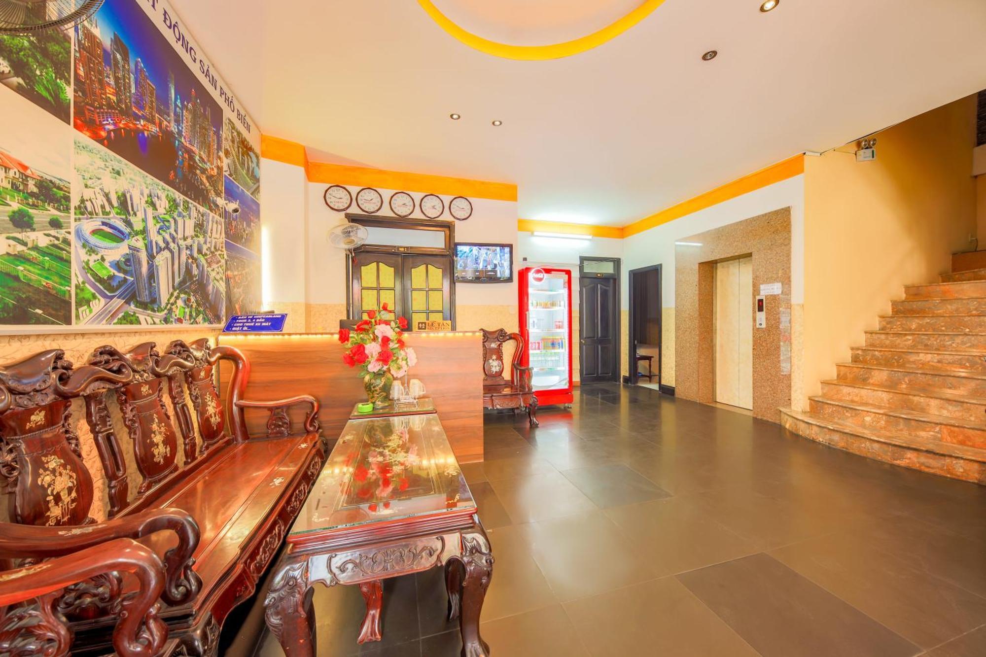 Ponys Hotel Nha Trang Exterior foto
