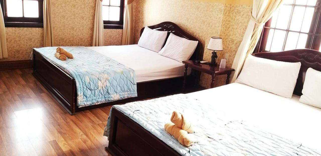 Ponys Hotel Nha Trang Exterior foto